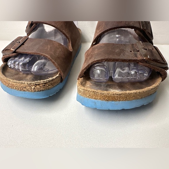 Birkenstock Arizona Sandals US 7 EU 38 Brown Oiled Leather Two Strap Blue Sole - Picture 4 of 11